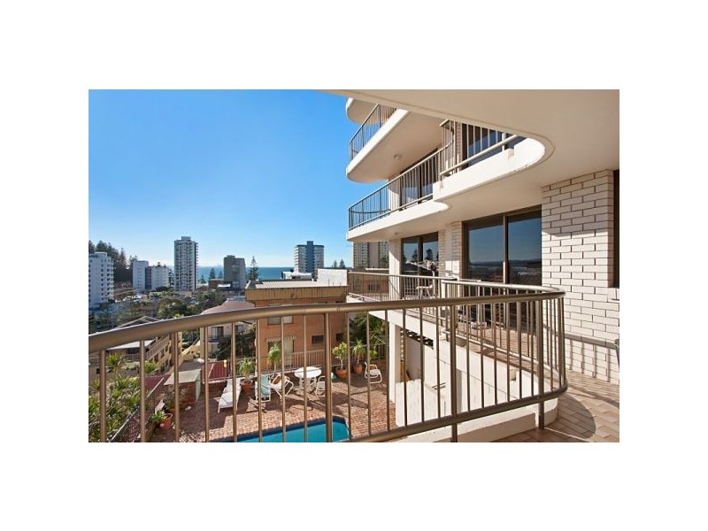 1/24 Hill Street, Rainbow Bay QLD 4225