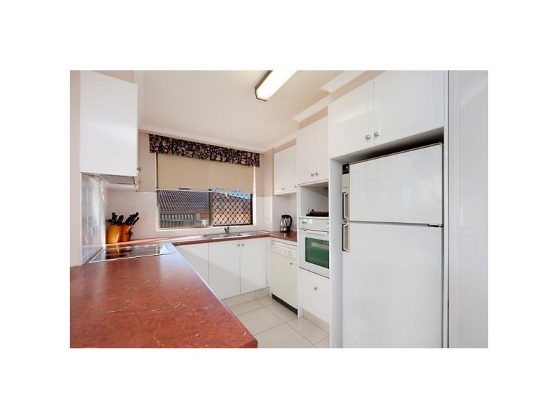 1/24 Hill Street, Rainbow Bay QLD 4225