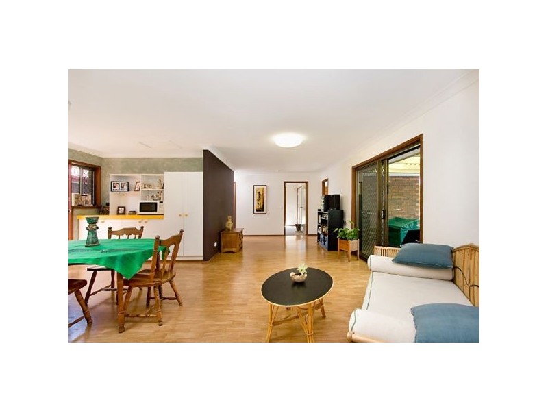97 KP McGrath Dr, Elanora QLD 4221