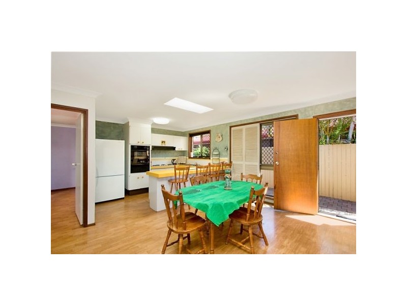 97 KP McGrath Dr, Elanora QLD 4221