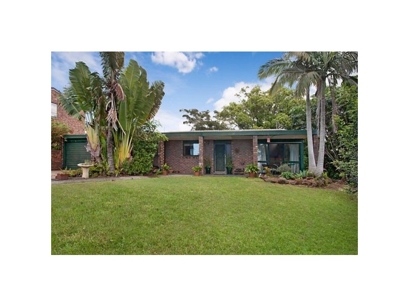 8 Boyle Avenue, Banora Point NSW 2486