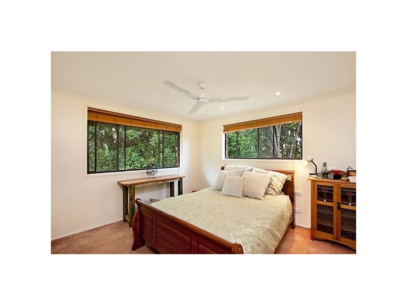 8 Boyle Avenue, Banora Point NSW 2486