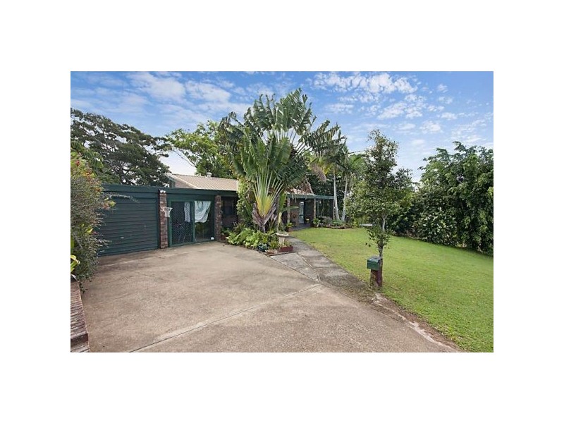 8 Boyle Avenue, Banora Point NSW 2486