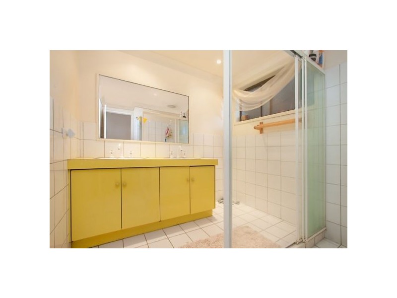 8 Boyle Avenue, Banora Point NSW 2486