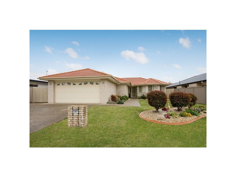 11 Urunga Dr, Pottsville NSW 2489