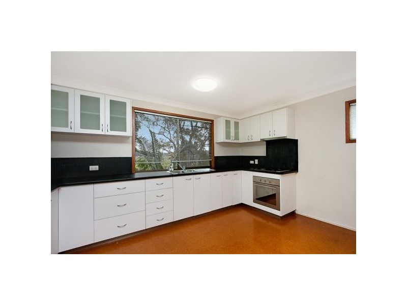 8 Hillcrest Avenue, Tweed Heads South NSW 2486