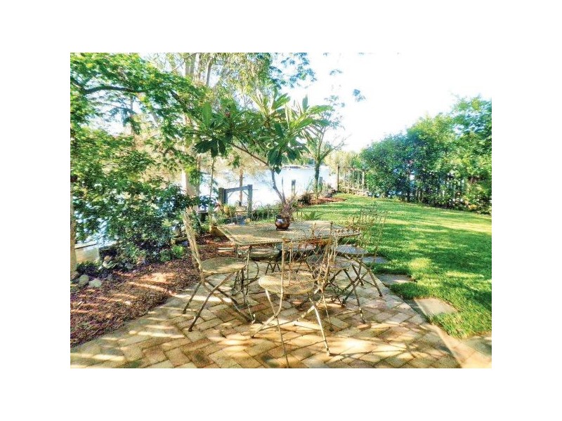 25 Gollan Drive, Tweed Heads West NSW 2485