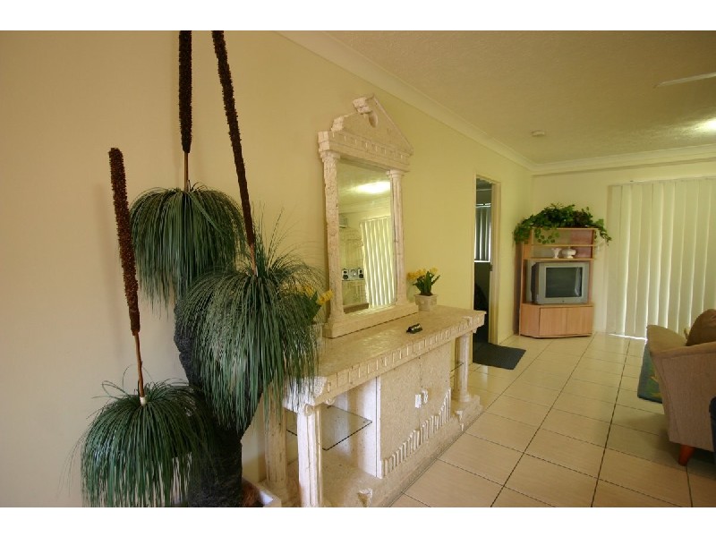 15/5 Hill St, Rainbow Bay QLD 4225