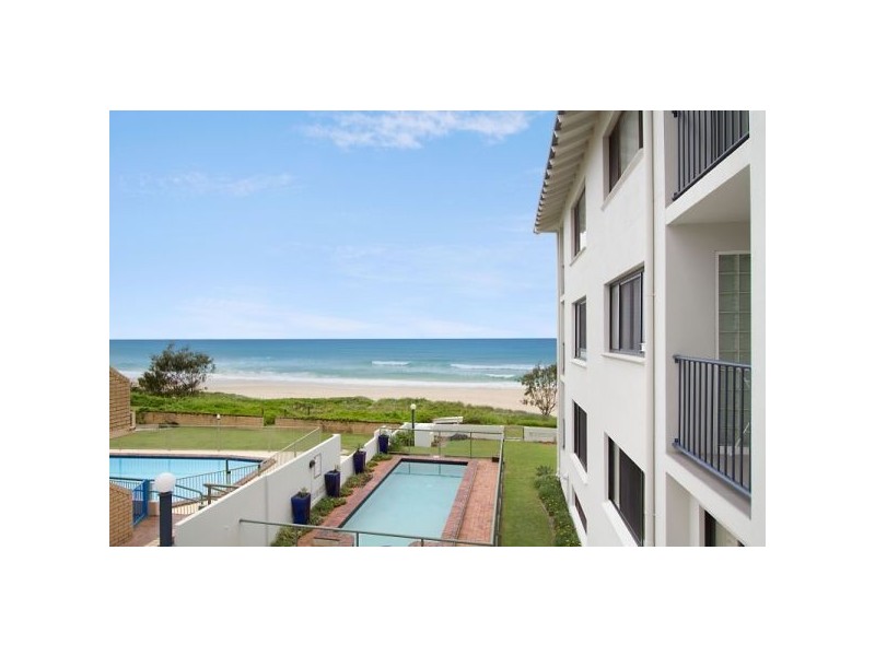4/353 Golden Four Drive, Tugun QLD 4224