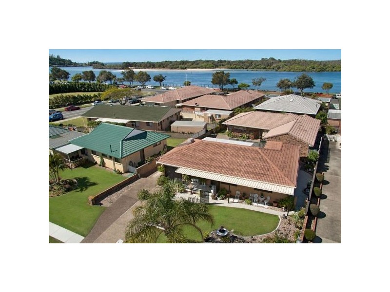 2/1 Banks Avenue, Tweed Heads NSW 2485