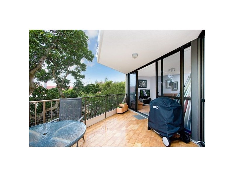 3/10  Rutledge Street, Coolangatta QLD 4225