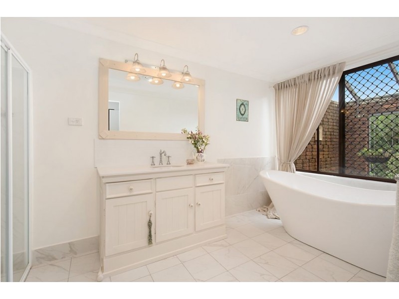 29 Green Valley Way, Piggabeen NSW 2486