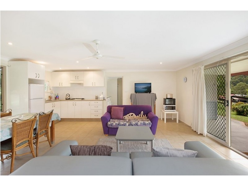 29 Green Valley Way, Piggabeen NSW 2486