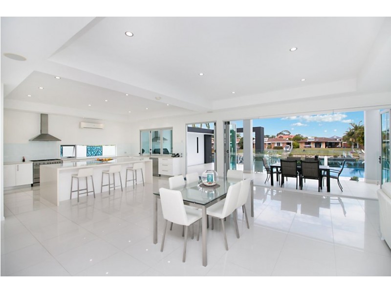 14 The Anchorage, Tweed Heads NSW 2485