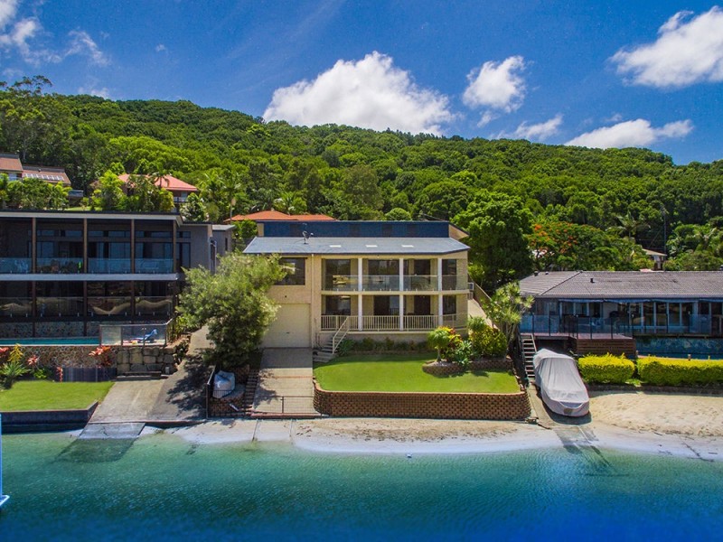 74 Old Ferry Road, Banora Point NSW 2486