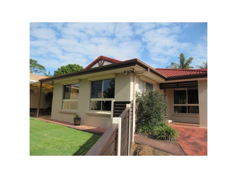 2/3 Manuka Road,, Banora Point NSW 2486