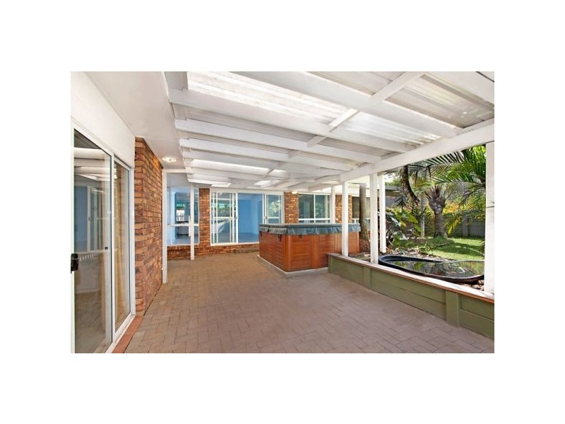 21 Peninsula Drive, Bilambil Heights NSW 2486