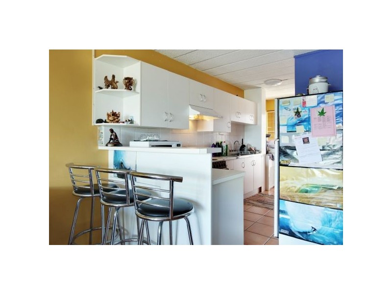 10/30 Powell Crescent, Coolangatta QLD 4225