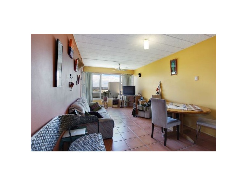 10/30 Powell Crescent, Coolangatta QLD 4225