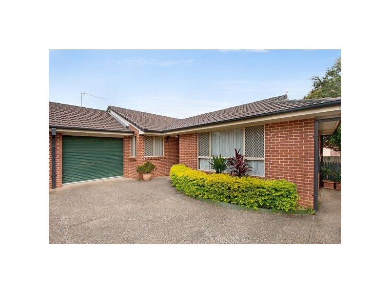 2/24 Manuka Dr, Banora Point NSW 2486