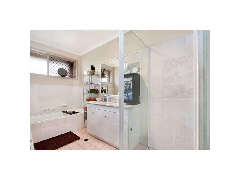 2/24 Manuka Dr, Banora Point NSW 2486