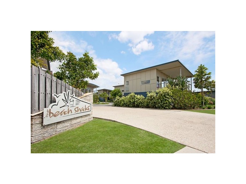 7 Beach Shack Casuarina Way, Casuarina NSW 2487