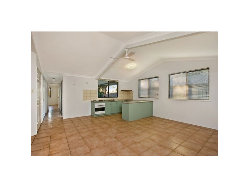 4 Hillcrest avenue, Tweed Heads South NSW 2486