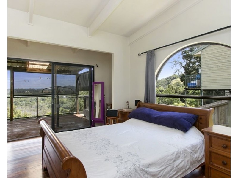 45 Broadwater Esplanade, Bilambil Heights NSW 2486