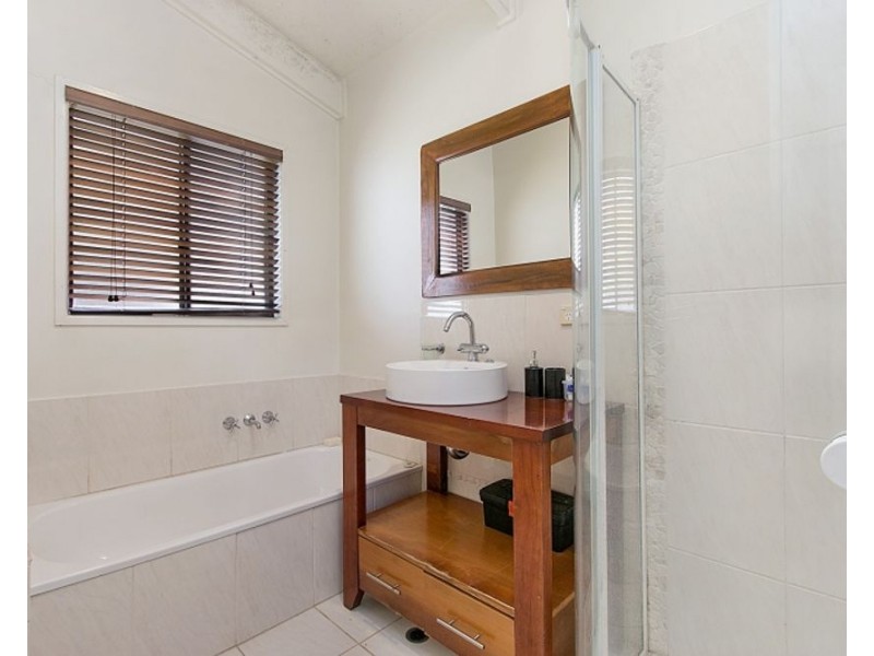 45 Broadwater Esplanade, Bilambil Heights NSW 2486