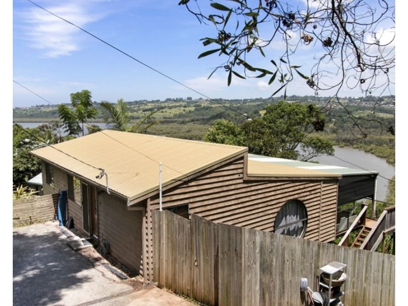 45 Broadwater Esplanade, Bilambil Heights NSW 2486