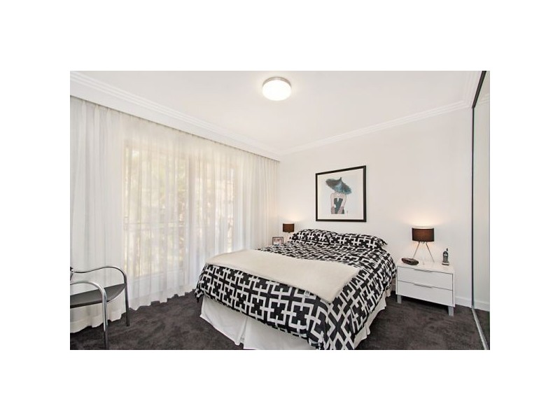 8/15-17 South Street, Kirra QLD 4225
