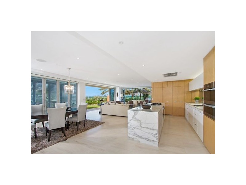 205/1 Douglas Street, Kirra QLD 4225