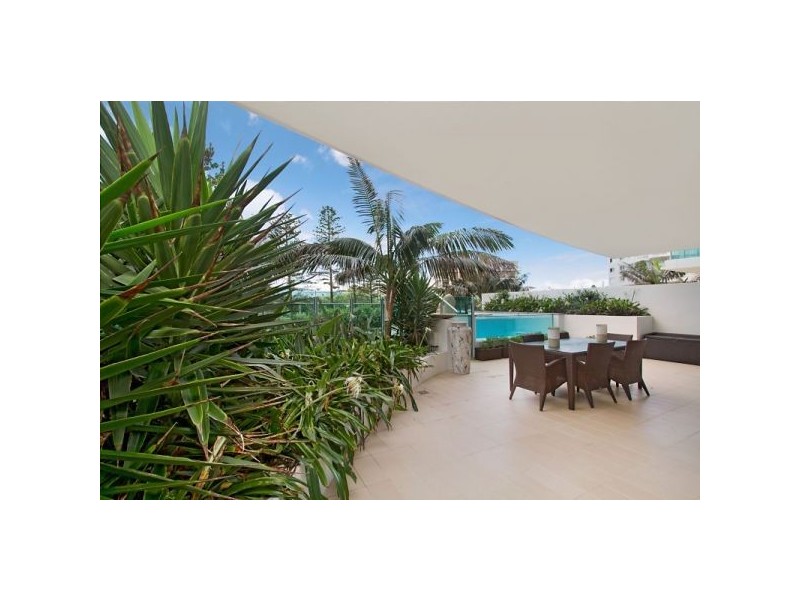 205/1 Douglas Street, Kirra QLD 4225