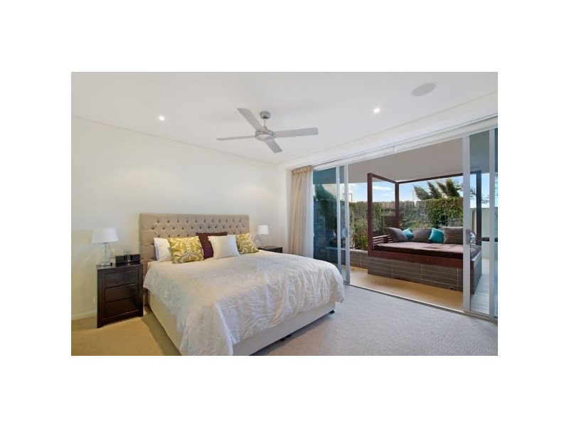 205/1 Douglas Street, Kirra QLD 4225