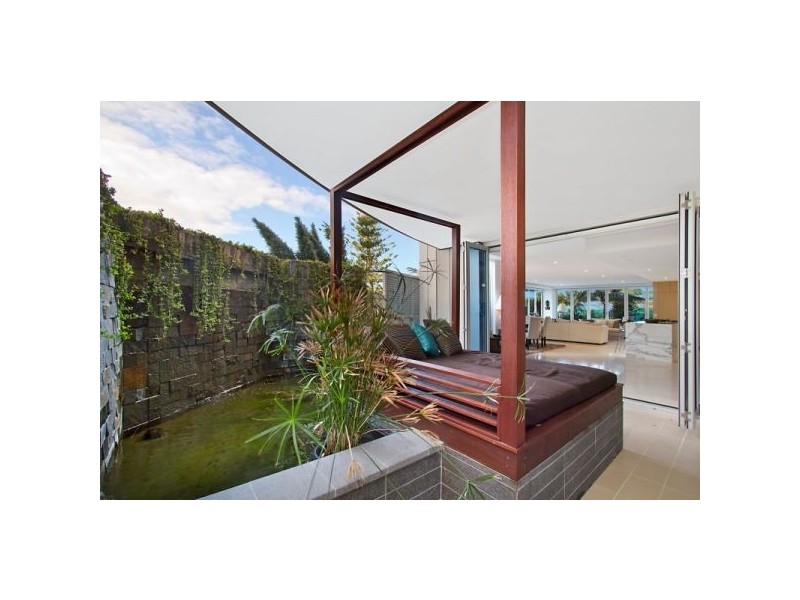 205/1 Douglas Street, Kirra QLD 4225