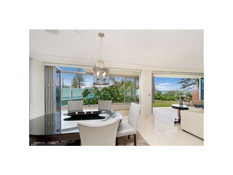 205/1 Douglas Street, Kirra QLD 4225