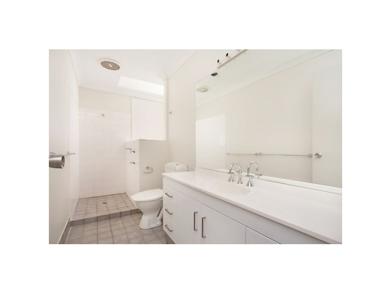 1/20 Toolona Avenue, Banora Point NSW 2486