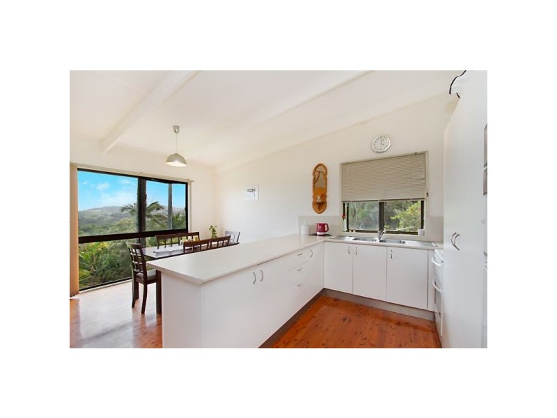 28 Broadwater Esplanade, Bilambil Heights NSW 2486