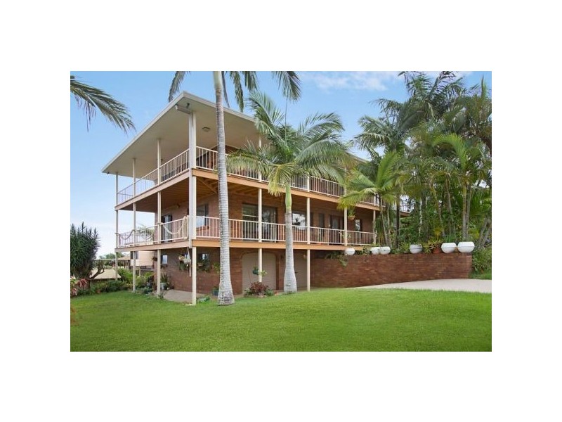 2 Ocean Avenue, Tweed Heads South NSW 2486