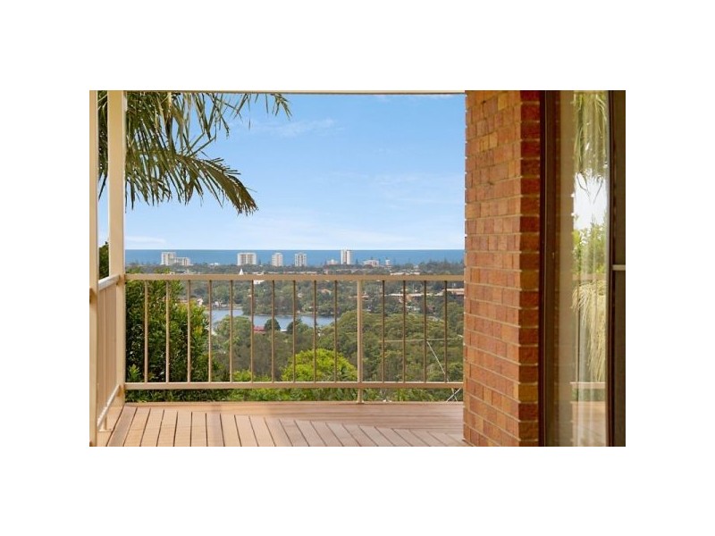 2 Ocean Avenue, Tweed Heads South NSW 2486