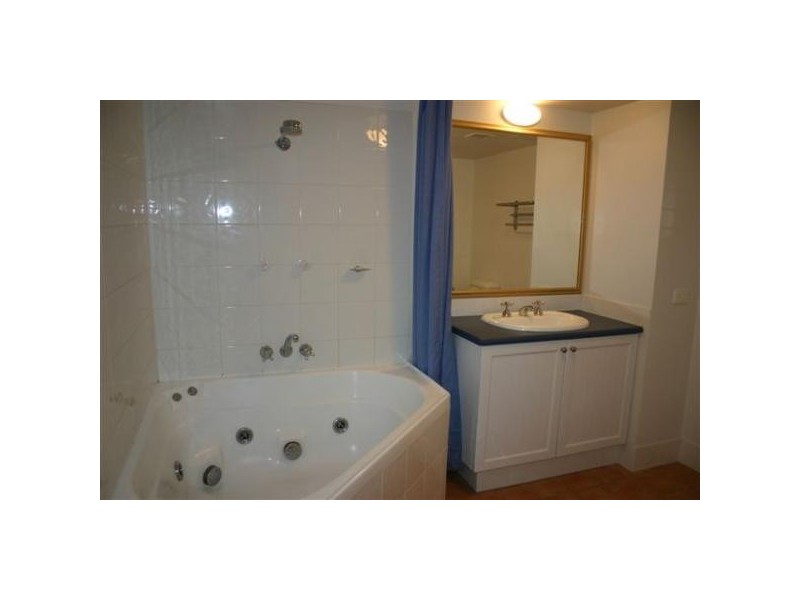 Coolangatta QLD 4225