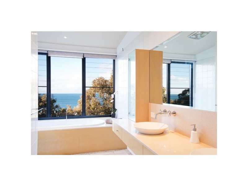 68 Woodgee Street, Currumbin QLD 4223