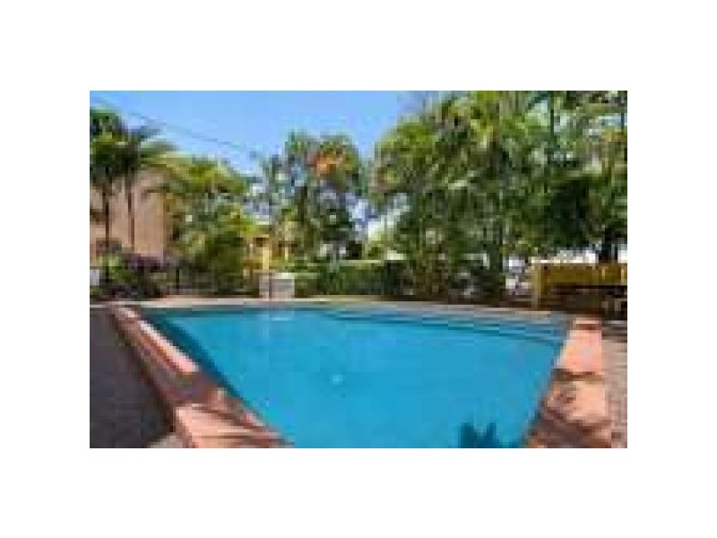 2/205 Boundary Street,, Coolangatta QLD 4225