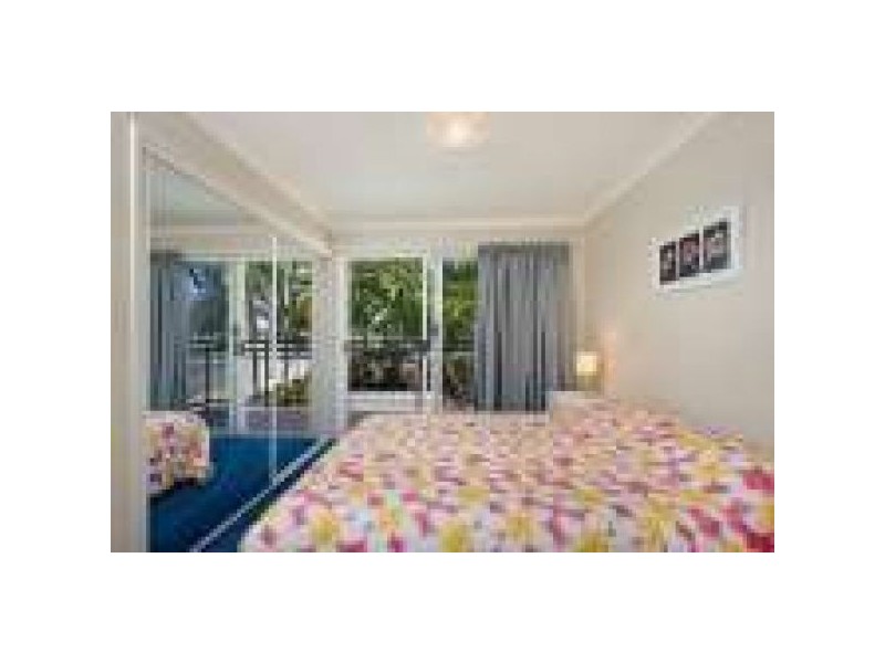 2/205 Boundary Street,, Coolangatta QLD 4225