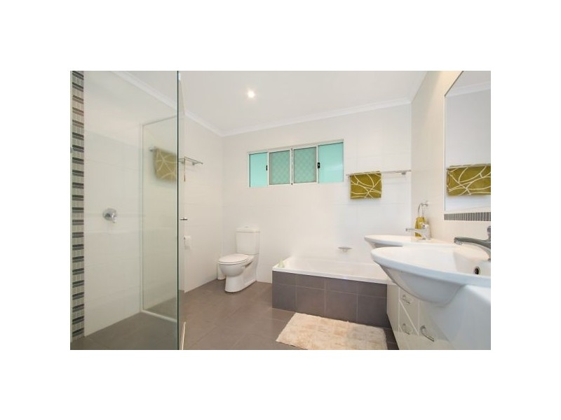 8 Old Ferry Road, Murwillumbah NSW 2484