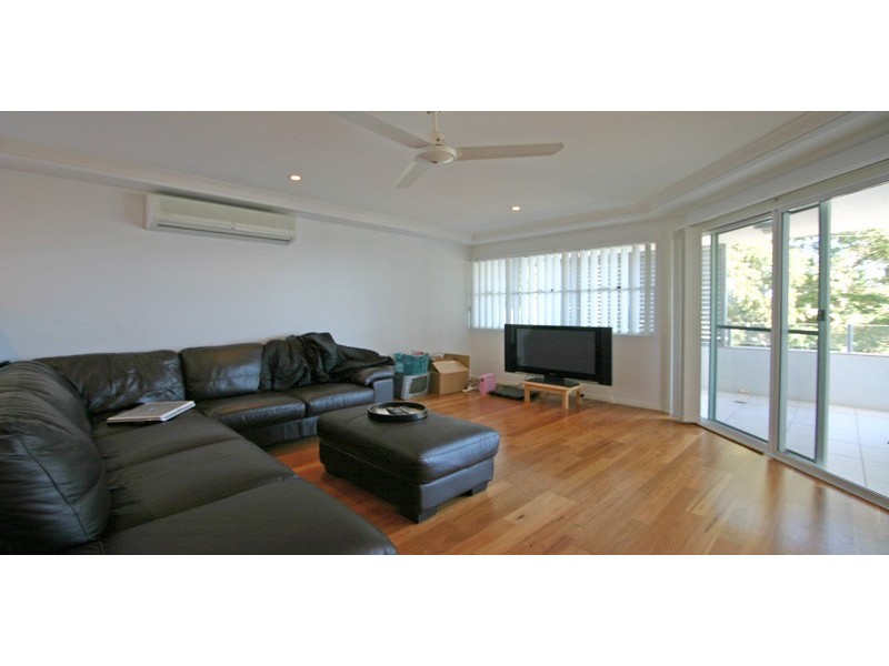 3/50-52 Rutledge Street, Coolangatta QLD 4225