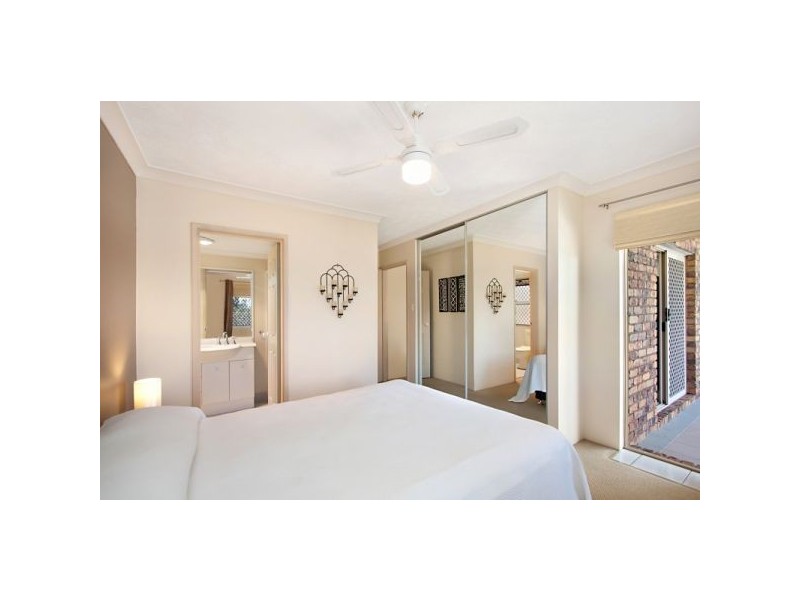 20/15 -17 South Street, Kirra QLD 4225