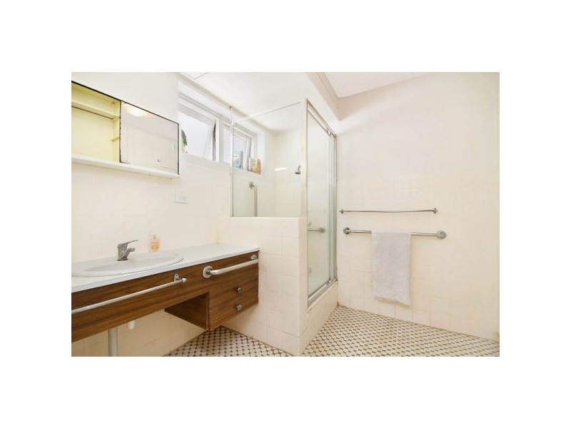 1/30 Boundary Street, Rainbow Bay QLD 4225