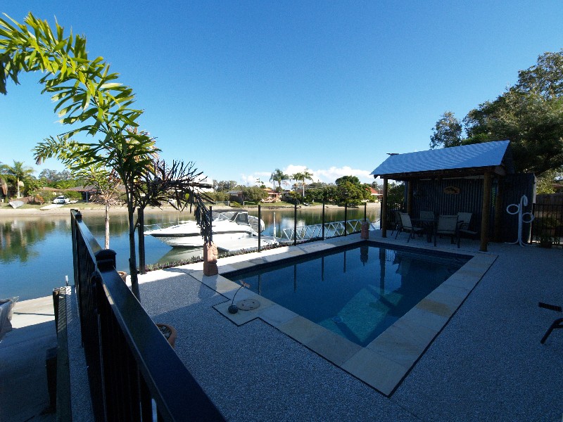 20 Blue Waters Cres, Tweed Heads NSW 2485