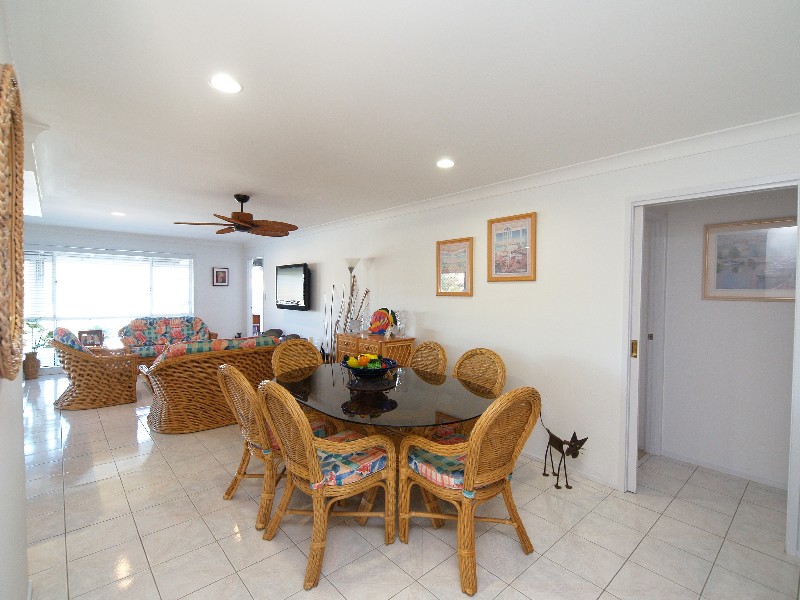 20 Blue Waters Cres, Tweed Heads NSW 2485